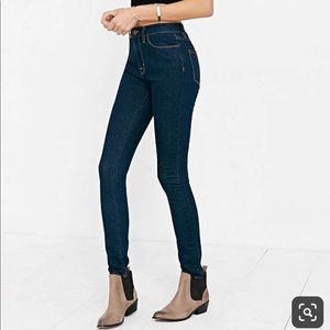 BDG Twig High Rise Jeans